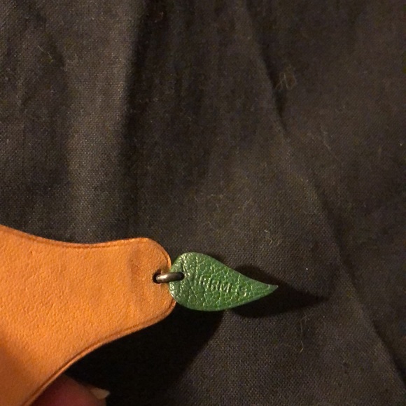 Hermès leather pair purse charm & Hermes box - Picture 8 of 13